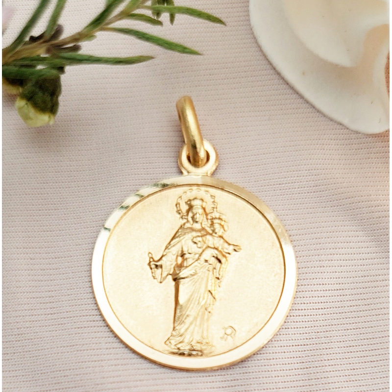 Medalla Oro 18 Quilates Virgen Niña Calada: Regalo Único y Original